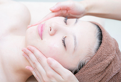 肌負担ゼロ、毛周期にもとらわれないので３週間に１度のペースで通え、早く綺麗に！